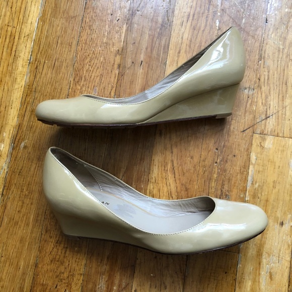 Cole Haan size 5 1/2 B Beige color - Picture 4 of 8